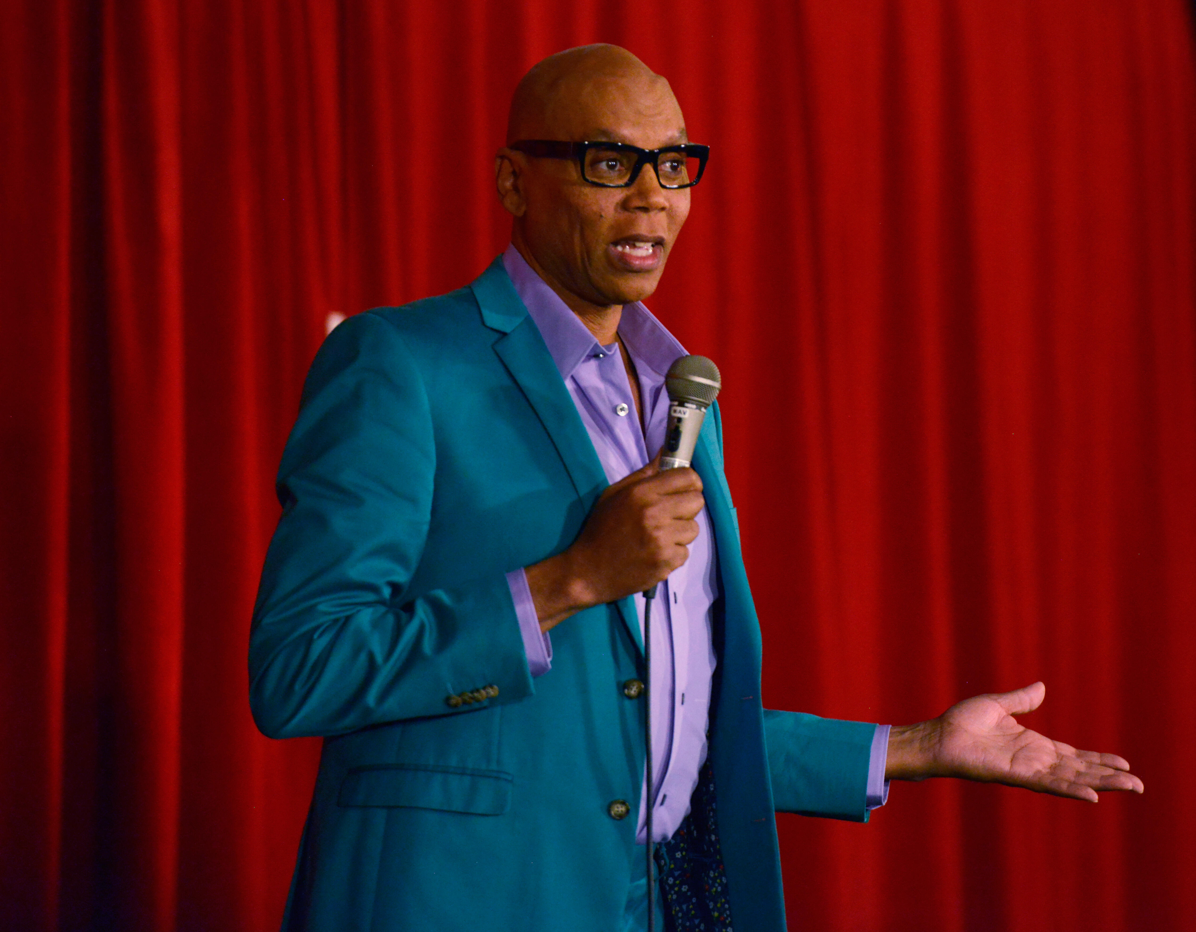 RuPaul To Receive Hollywood Walk of Fame Star! - Thumbnail Image