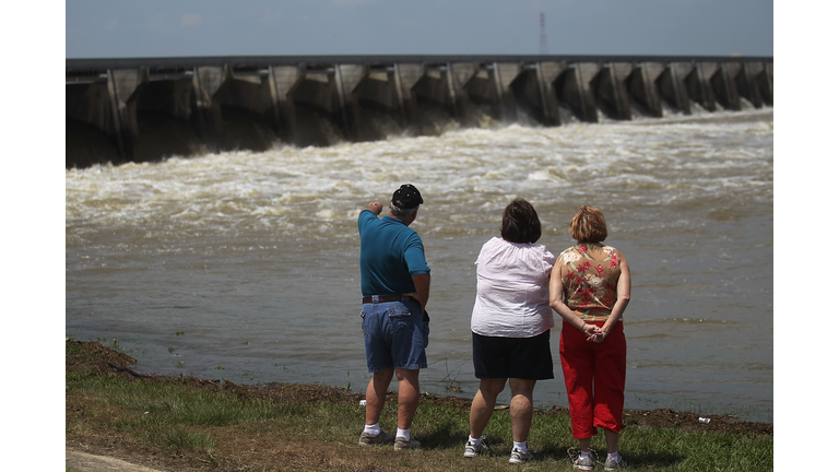 The Bonnet Carre Spillway in action in 2011. (Getty Images)
