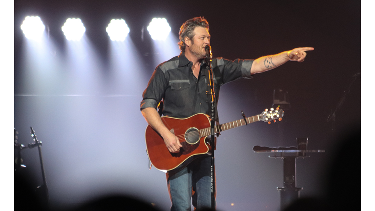 Blake Shelton at Nationwide Arena