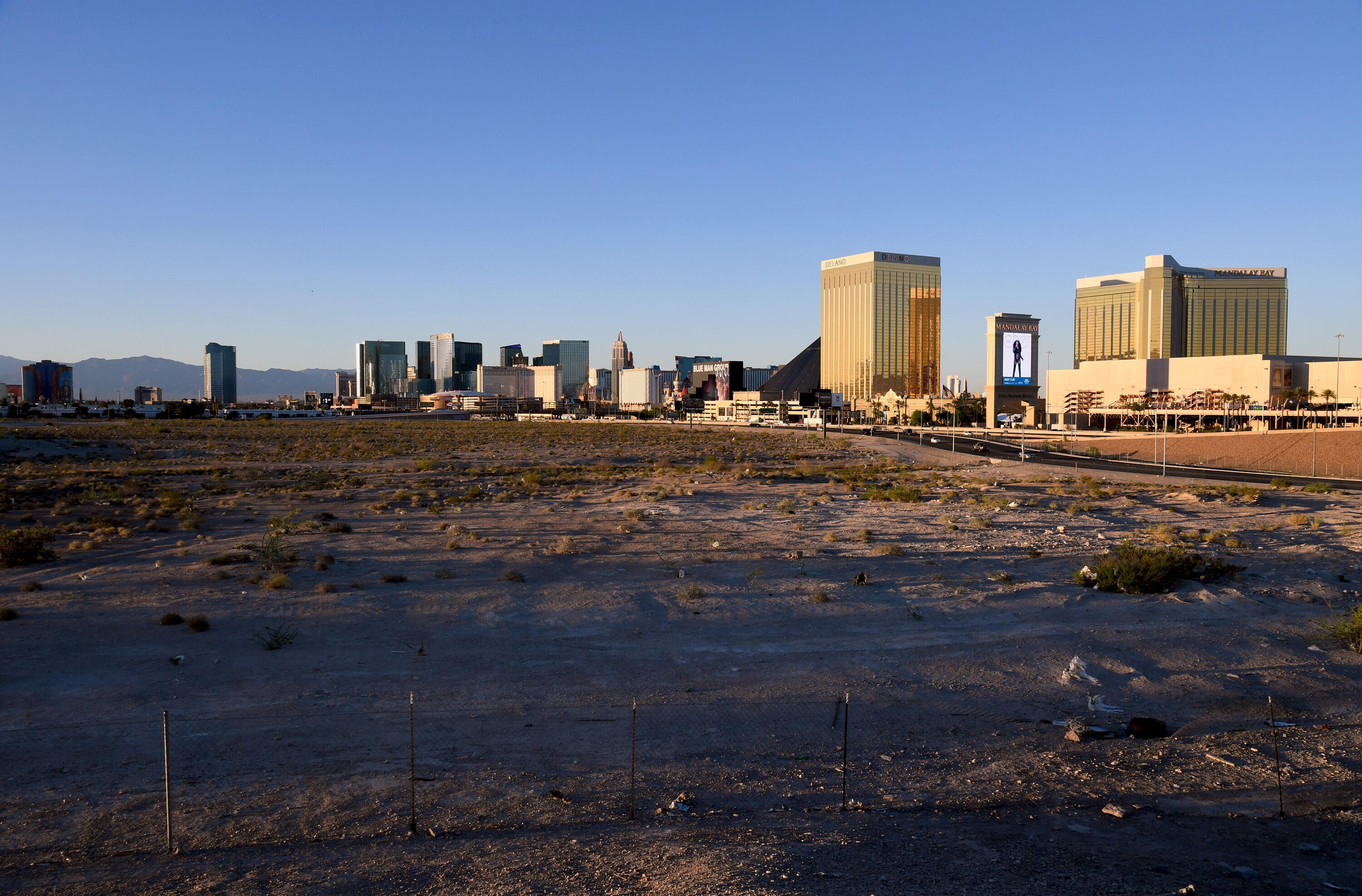 Cost of Raiders Stadium in Las Vegas Rises to $1.9 Billion, Building  Industry