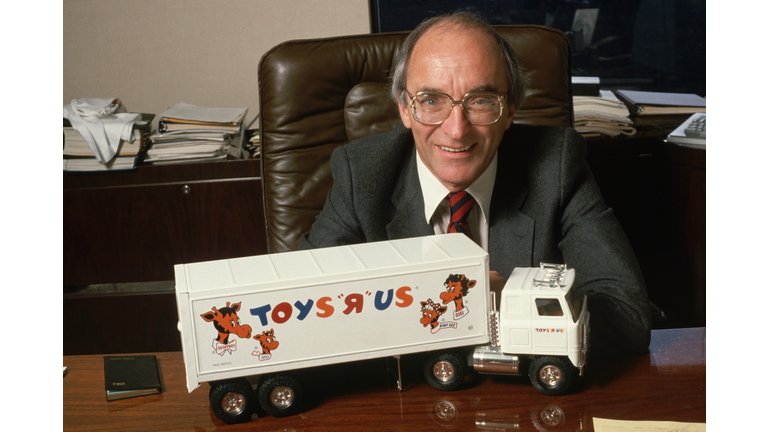 Toys R Us Founder Charles Lazarus