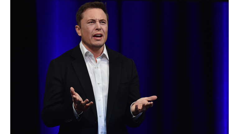 Elon Musk deletes Tesla and SpaceX Facebook pages