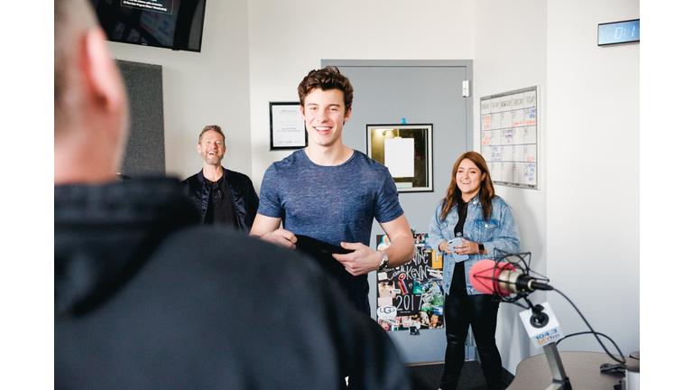 Shawn Mendes with Valentine In The Morning - 3/26