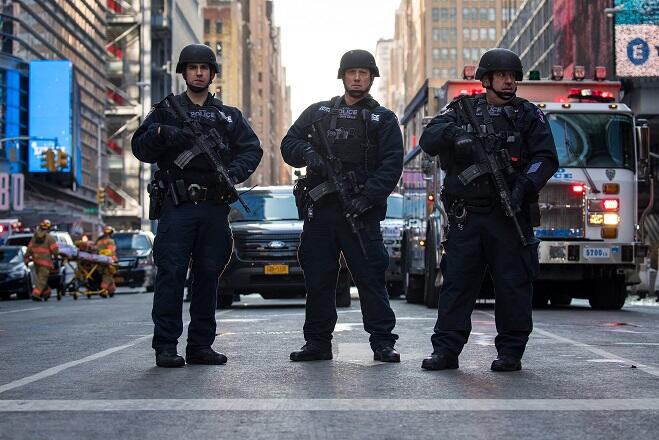 NYPD Working With Chicago Police After Man Caught With NYPD Body Armor ...