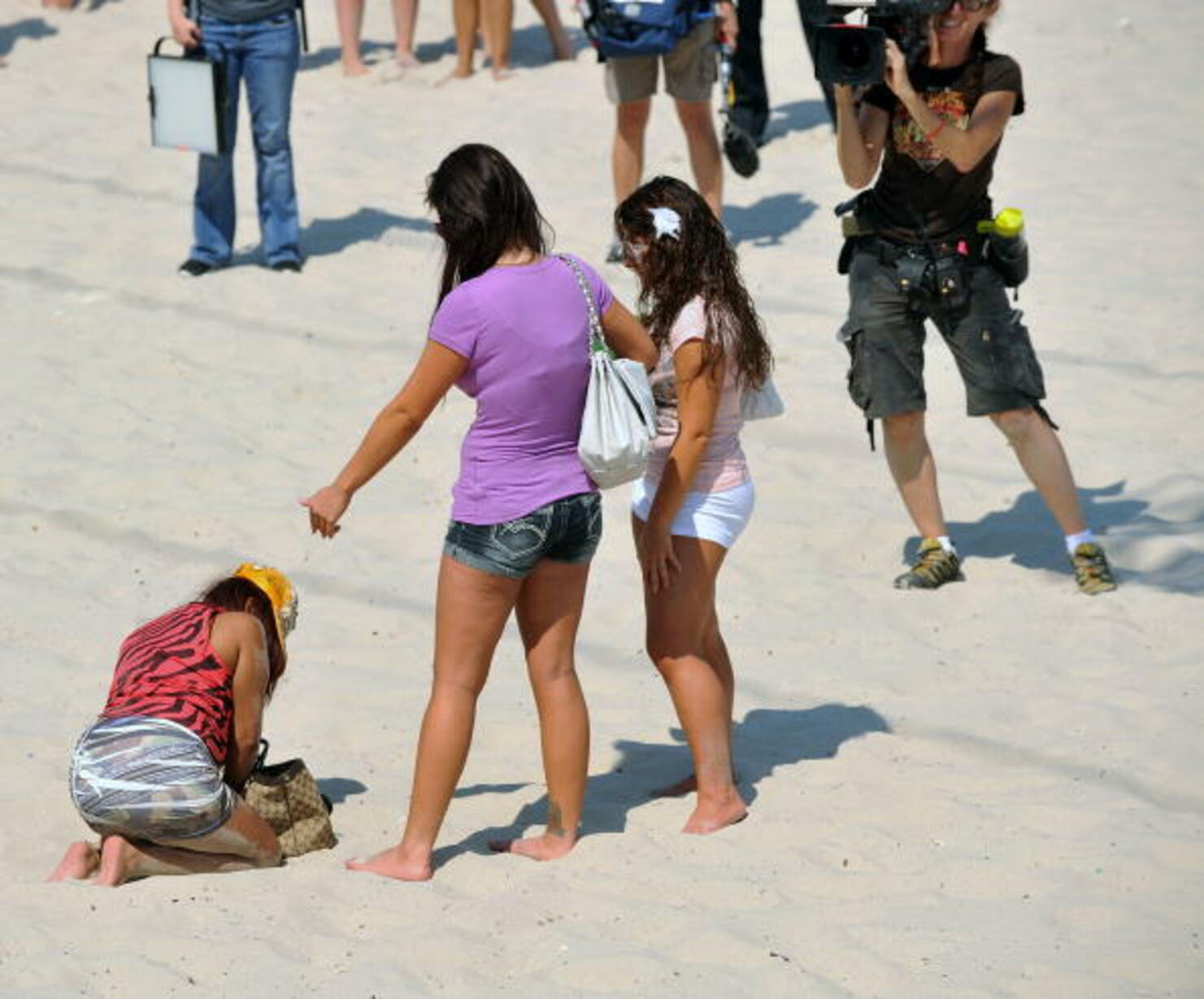 The Jersey Shore Girls and the infamous "Where's the Beach" scene