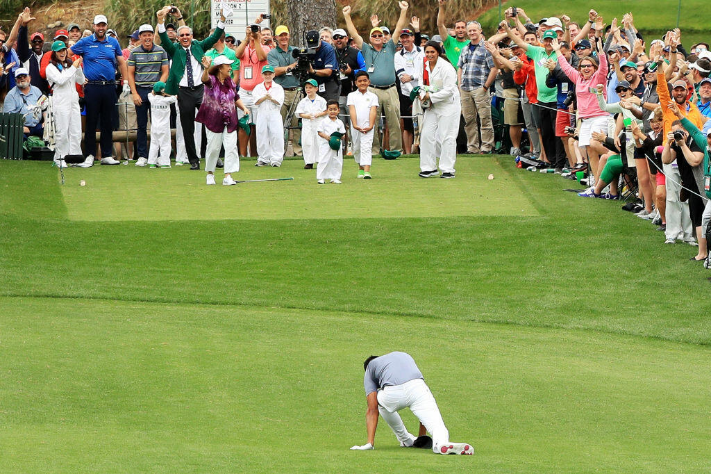 Watch: Golfer reinserts his dislocated ankle on the fairway at the Masters - Thumbnail Image