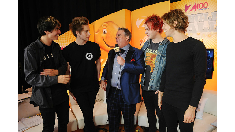 5 Seconds of Summer with Elvis Duran of the Q102 Morning Show