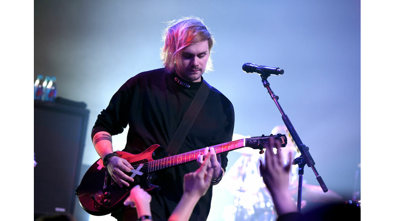 5 SOS at our iHeartRadio Music Awards