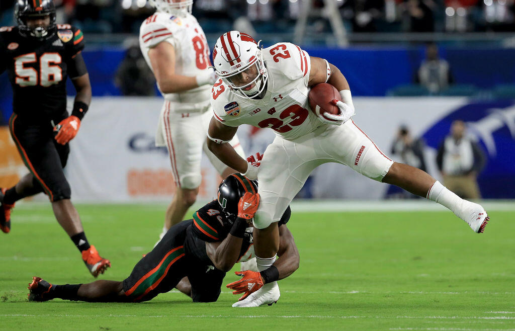 Spring Football 1-on-1: Jonathan Taylor - Thumbnail Image