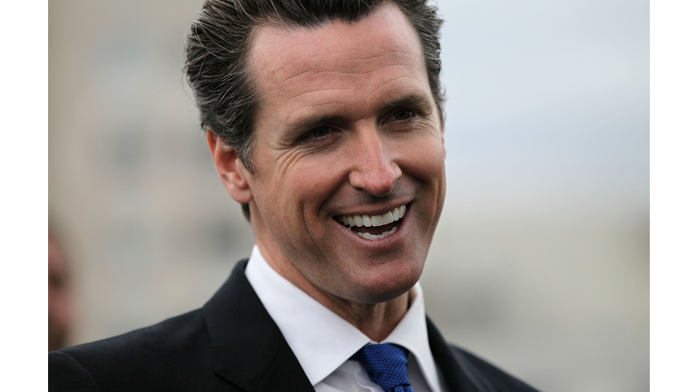 Gavin Newsom retains lead in new governor's poll