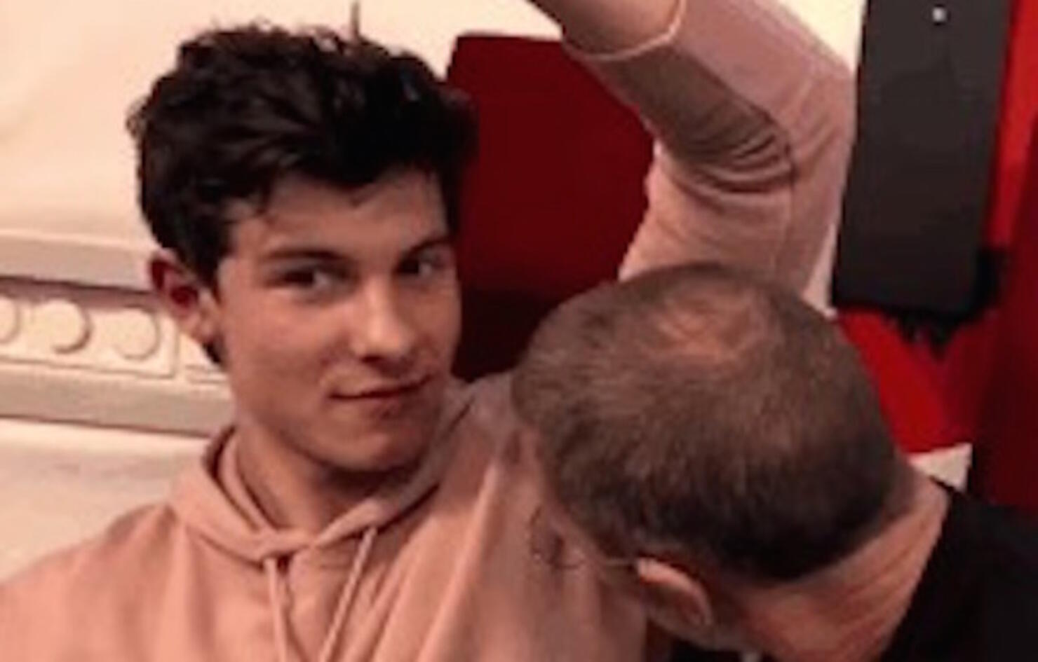 Shawn Mendes Gets His Armpit Sniffed During Interview (VIDEO) | iHeart