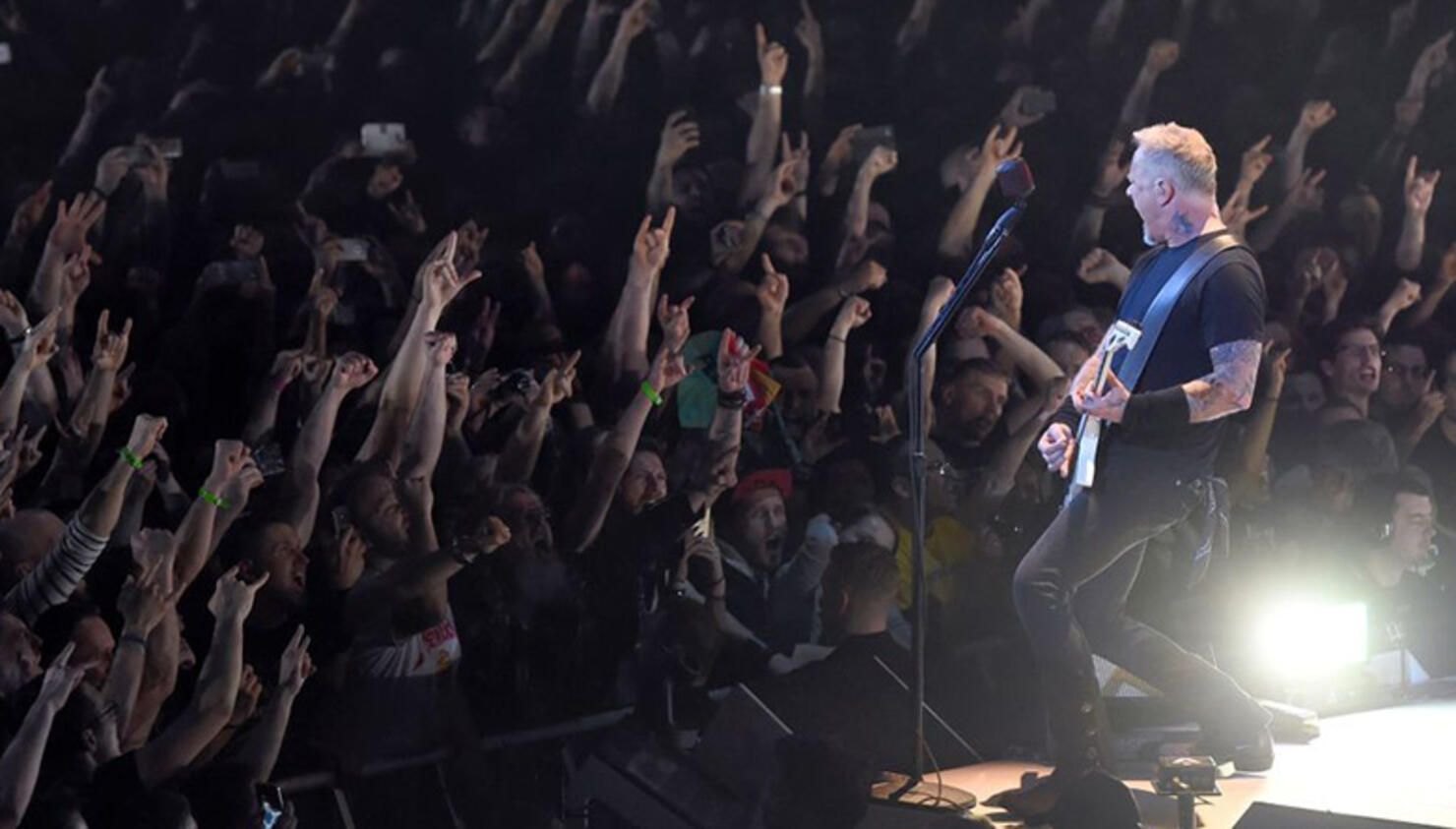 Metallica Ask Fans to Give Their Time to Charity