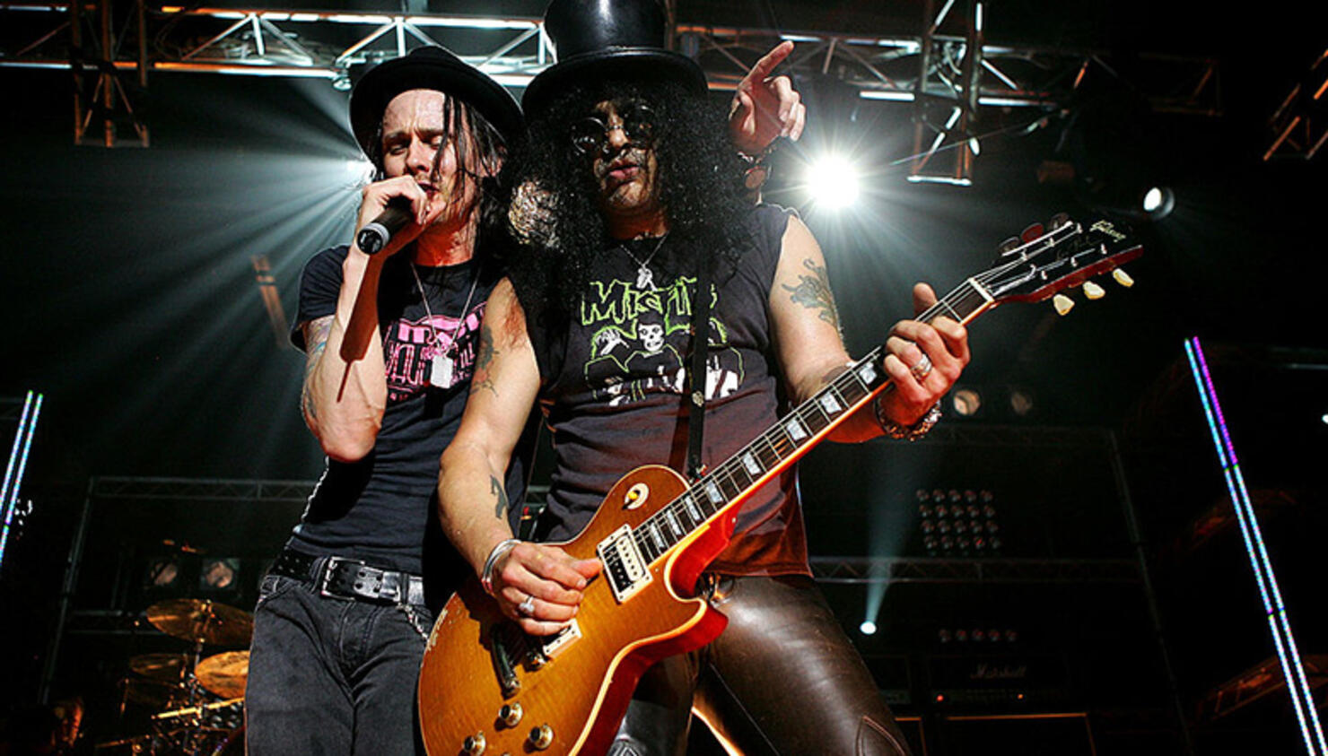 Slash Announces Solo Tour