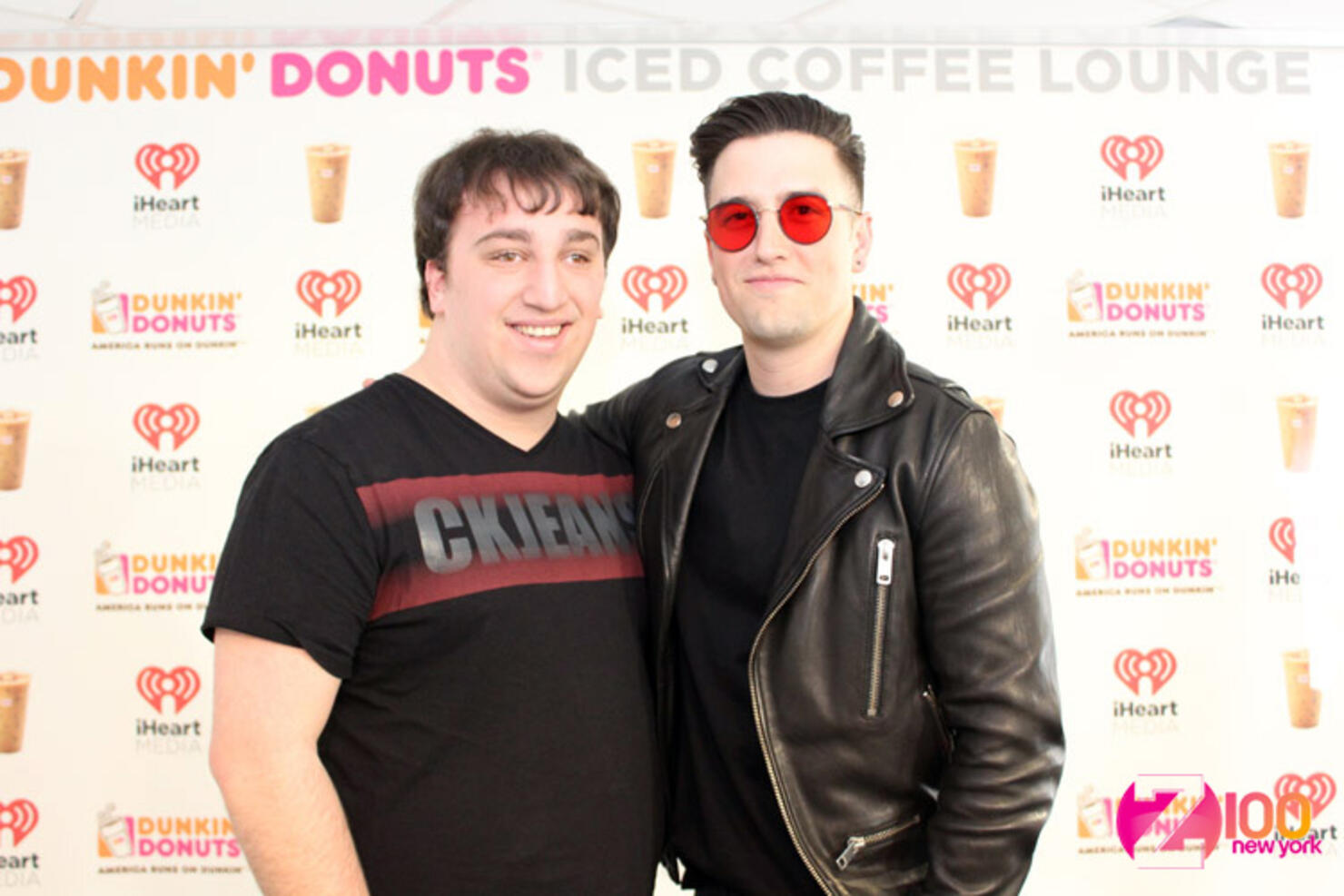 Logan Henderson Meets Fans in our #DDICL