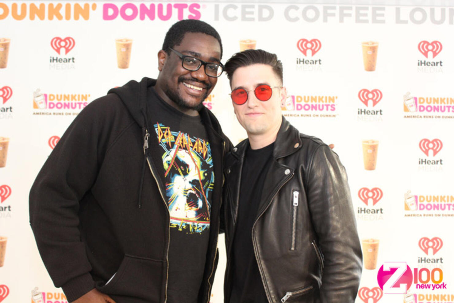 Logan Henderson Meets Fans in our #DDICL