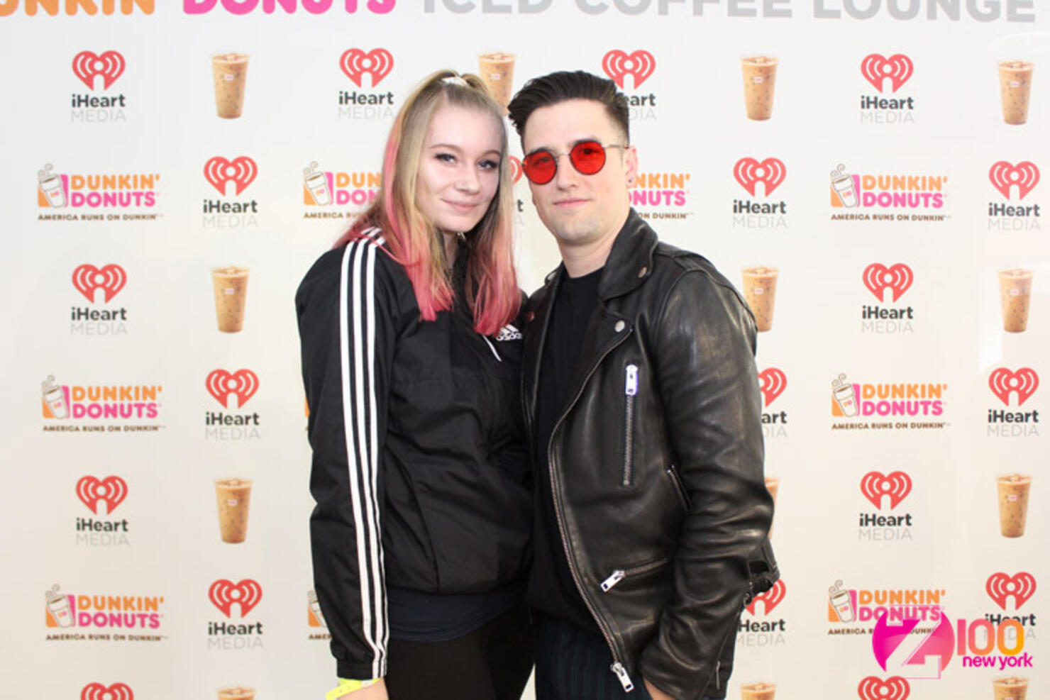 Logan Henderson Meets Fans in our #DDICL