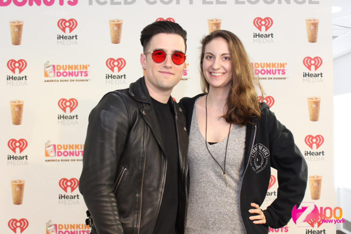 Logan Henderson Meets Fans in our #DDICL