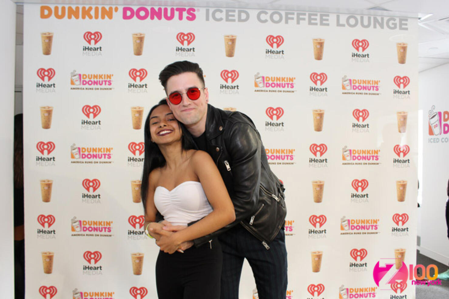 Logan Henderson Meets Fans in our #DDICL