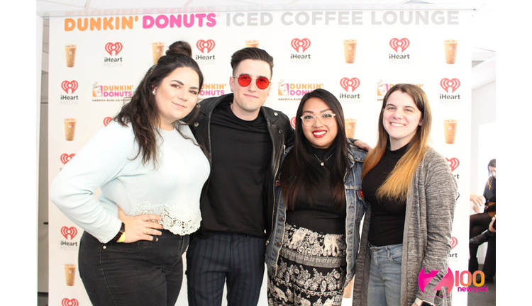 Logan Henderson Meets Fans in our #DDICL