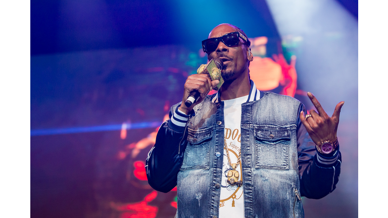 Snoop Dogg at accesso ShoWare Center with Migos and Grynch