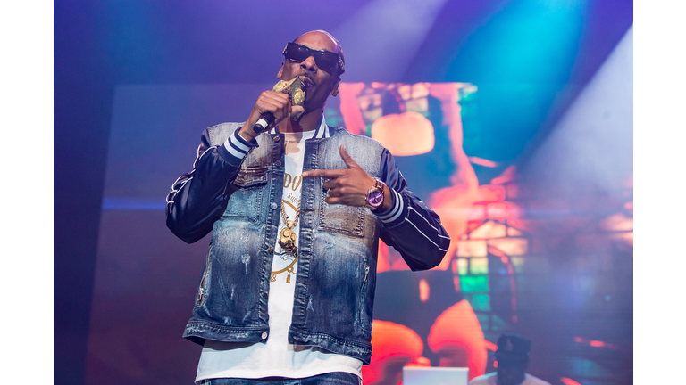 Snoop Dogg at accesso ShoWare Center with Migos and Grynch