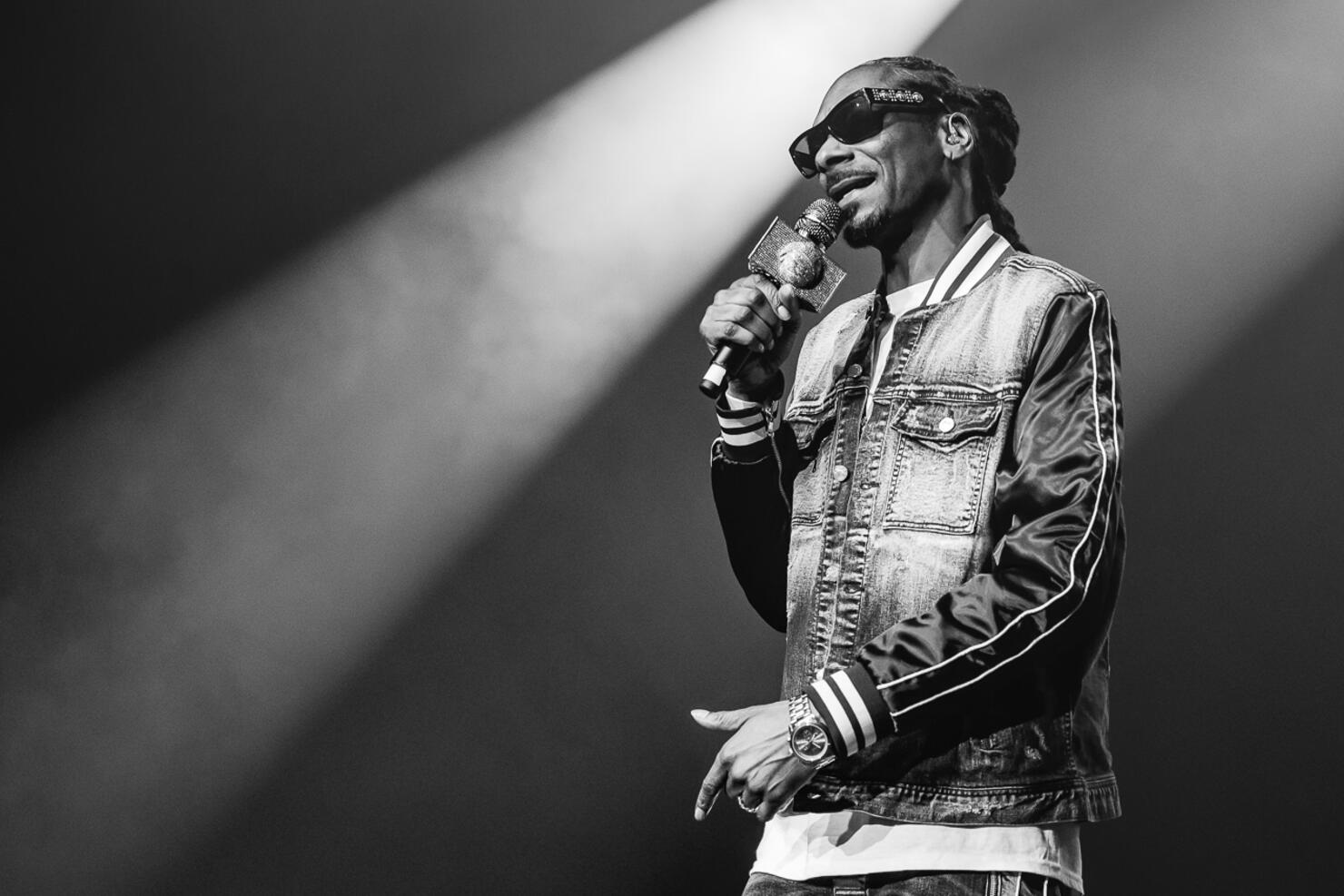 Snoop Dogg at accesso ShoWare Center with Migos and Grynch