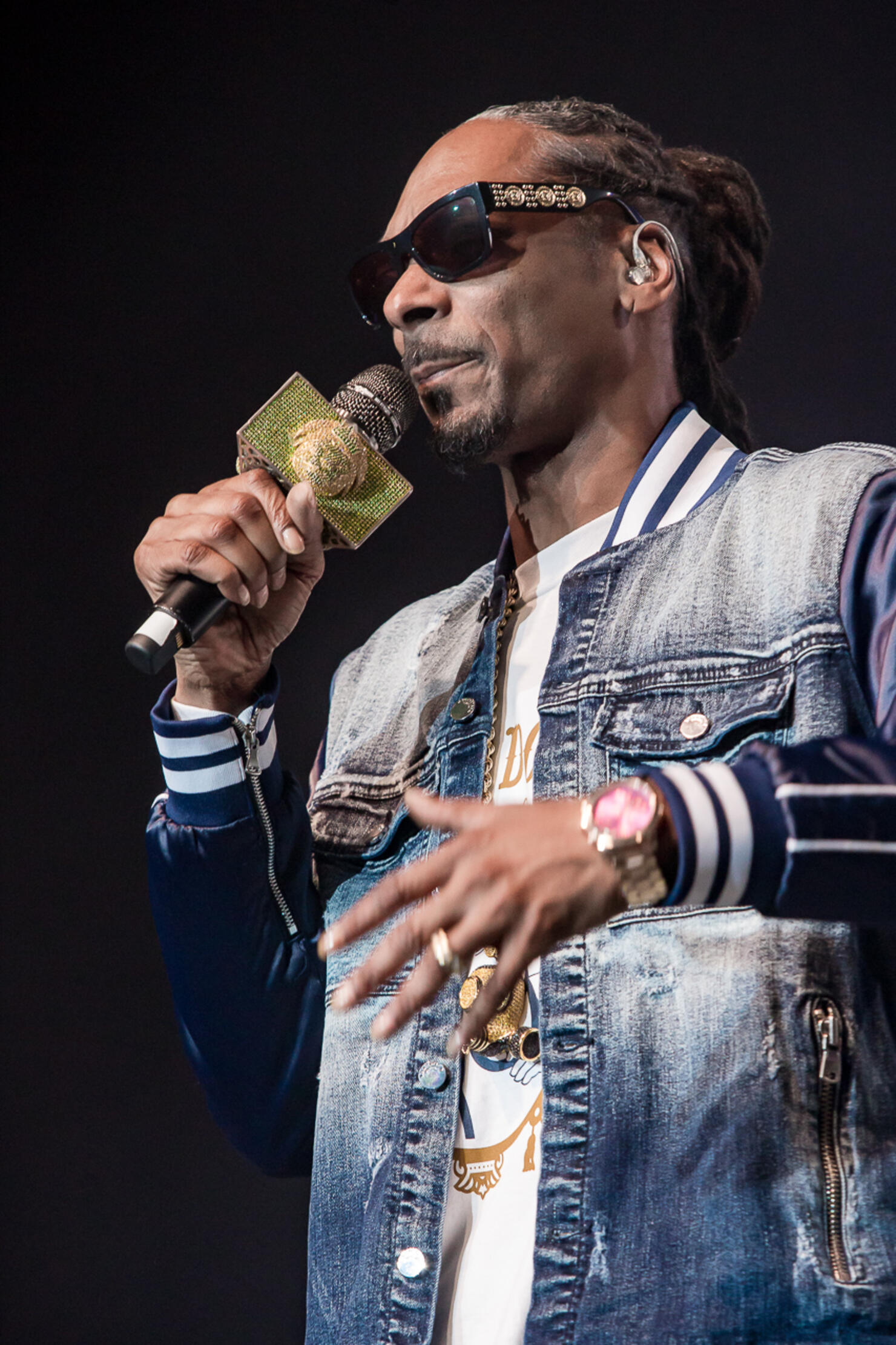 Snoop Dogg at accesso ShoWare Center with Migos and Grynch