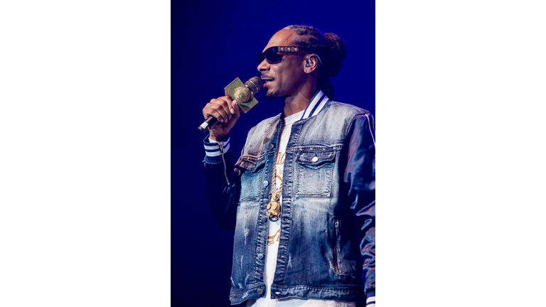 Snoop Dogg at accesso ShoWare Center with Migos and Grynch