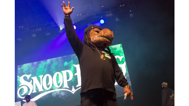 Snoop Dogg at accesso ShoWare Center with Migos and Grynch