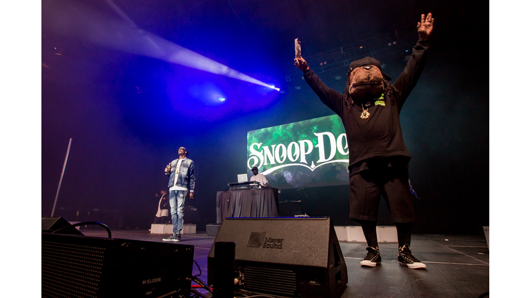 Snoop Dogg at accesso ShoWare Center with Migos and Grynch