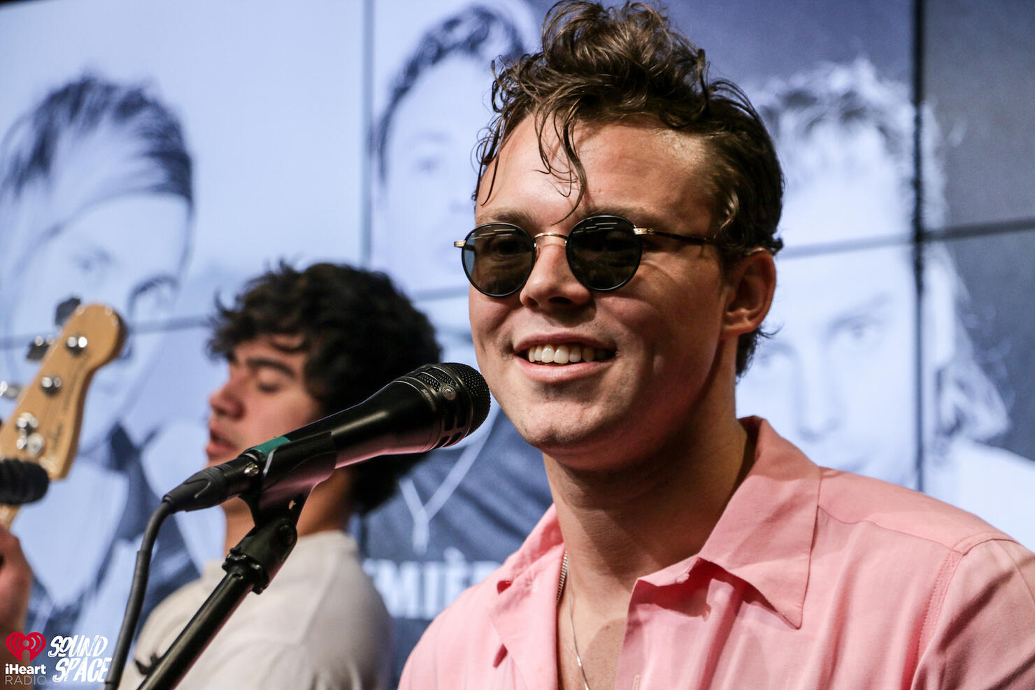 5 Seconds Of Summer Perform @ 104.7 KISS FM