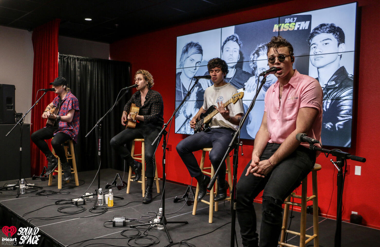 5 Seconds Of Summer Perform @ 104.7 KISS FM
