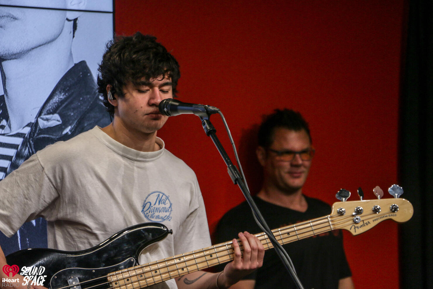5 Seconds Of Summer Perform @ 104.7 KISS FM