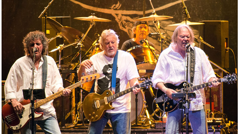 Neil Young and Crazy Horse to Reunite