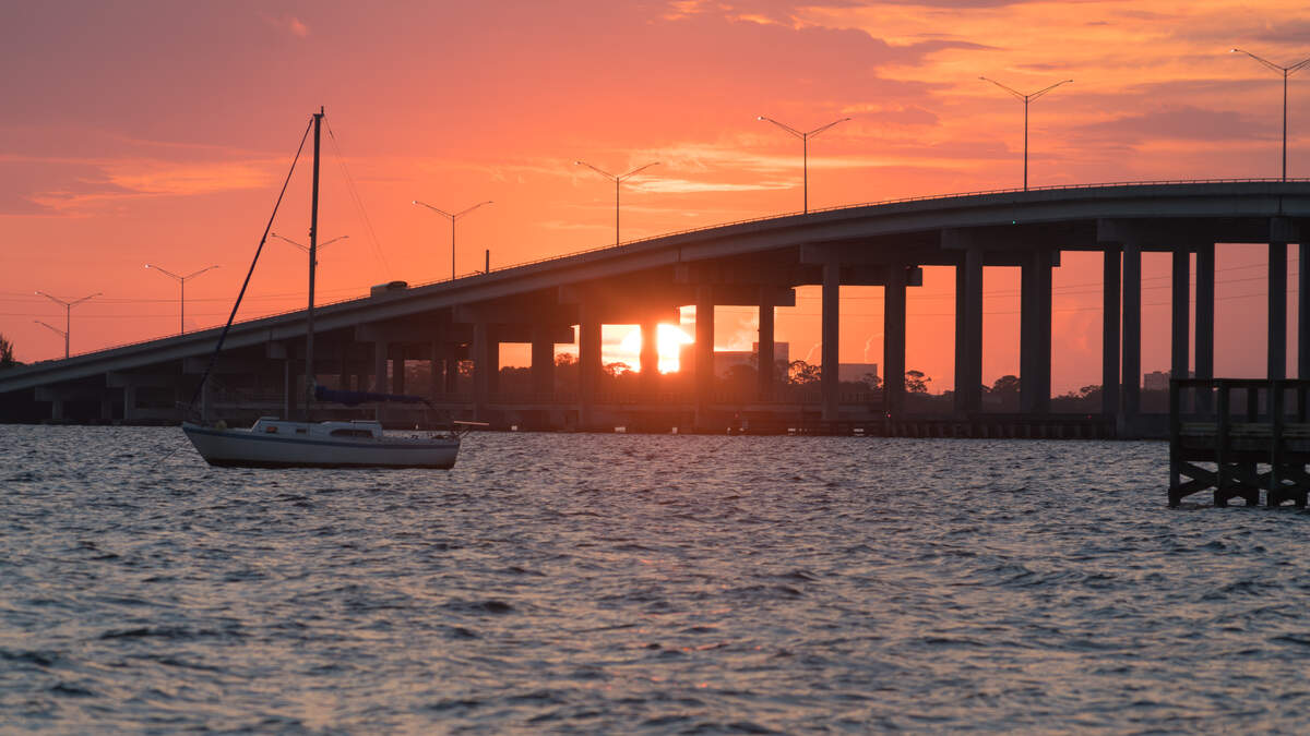 Been To Hammock Landings Lately? Check Your Receipt! Kiss 95.1 Wingnut