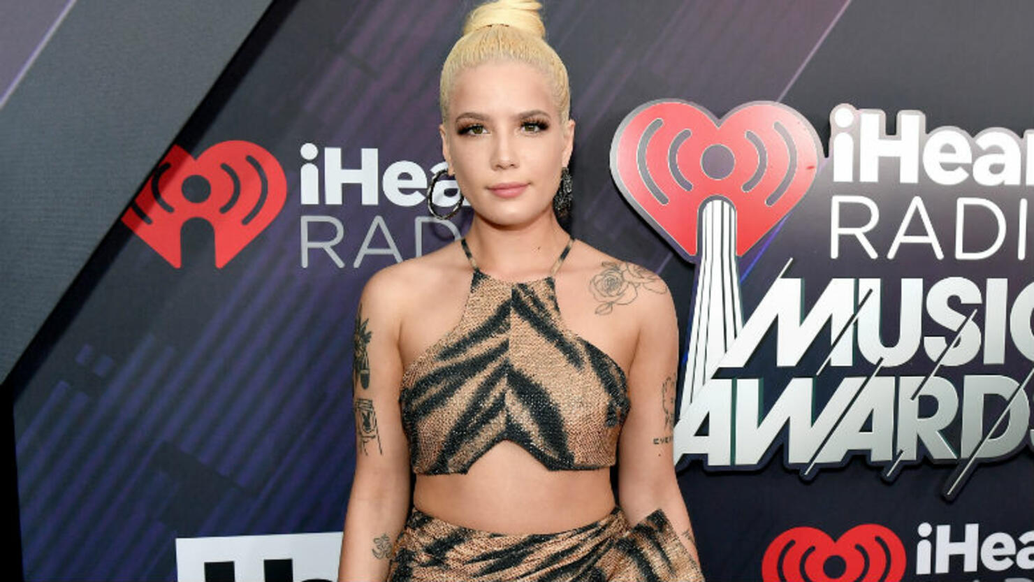 Why Is Halsey Freezing Her Eggs At Just 23 Iheart 1385