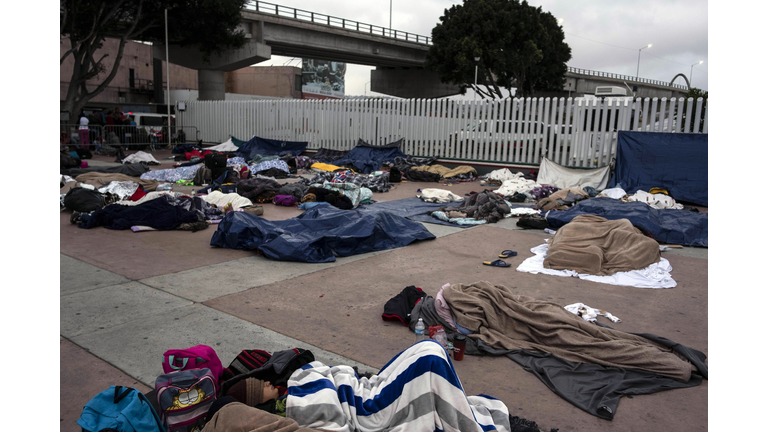 fourteen migrants admitted to San Ysidro port of entry