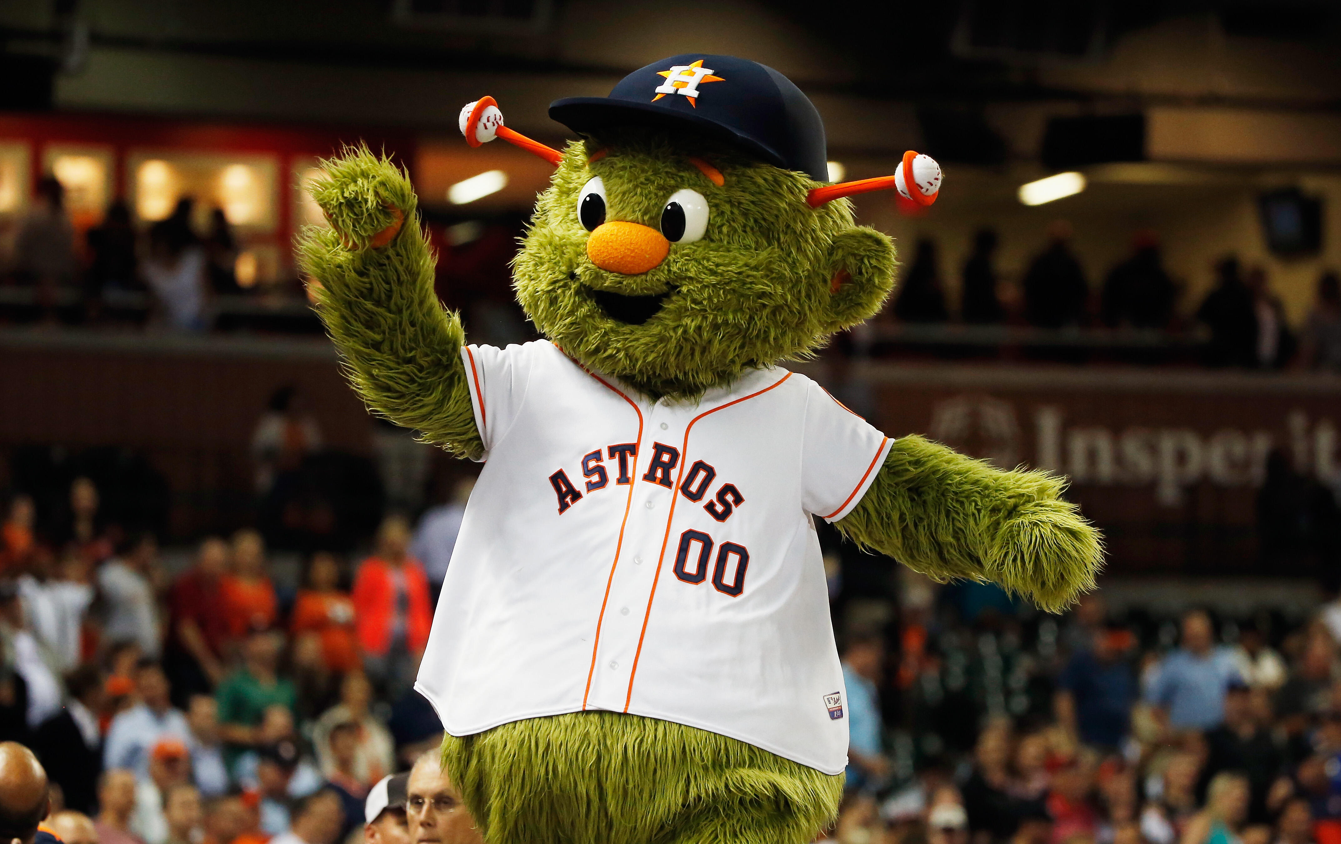 Houston Astros' Orbit to make special Valentine's Day deliveries across  Houston - ABC13 Houston