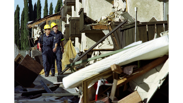 Massive earthquake retrofit underway in West hollywood