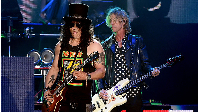 Guns N' Roses Not Planning Reunion With Steven Adler, Izzy Stradlin