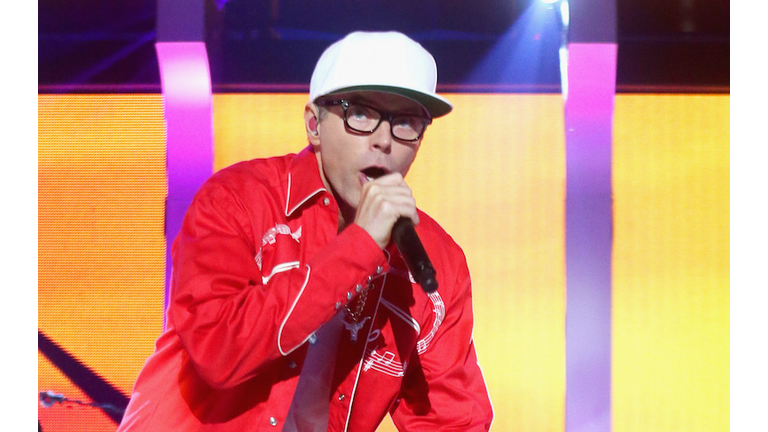 Bobby Bones crashes Sugarland's set at the iHeartCountry Festival