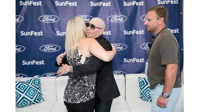 Pitbull Meet & Greet - SunFest 2018