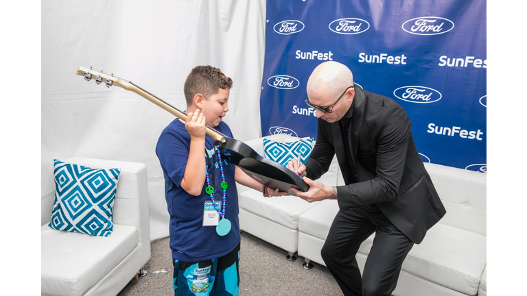 Pitbull Meet & Greet - SunFest 2018