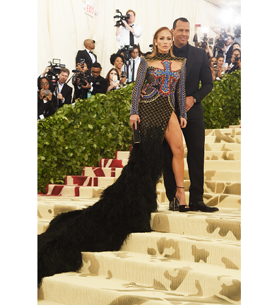 Met Gala - Getty Images - J Lo & A Rod