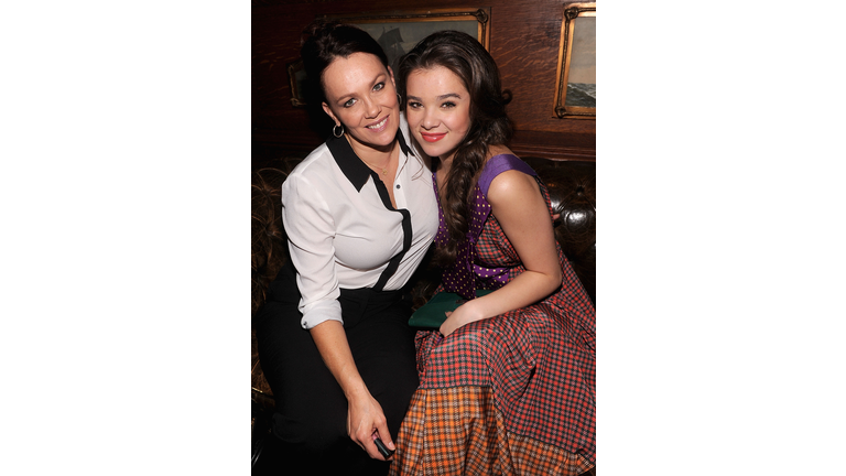Hailee Steinfeld and her gorgeous mother Cheri