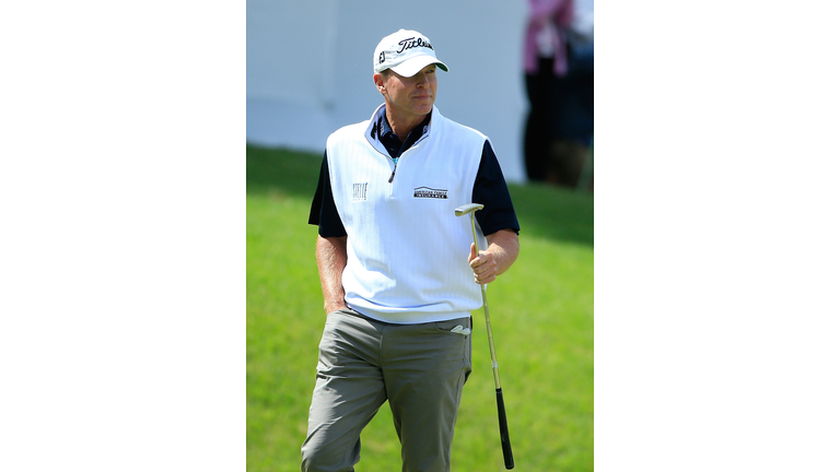 MADISON, WI - JUNE 24: Steve Stricker acknowledges the gallery as he arrives at the 18th green during the second round of the American Family Insurance Championship held at University Ridge Golf Course on June 24, 2017 in Madison, Wisconsin. (Photo by Michael Cohen/Getty Images)