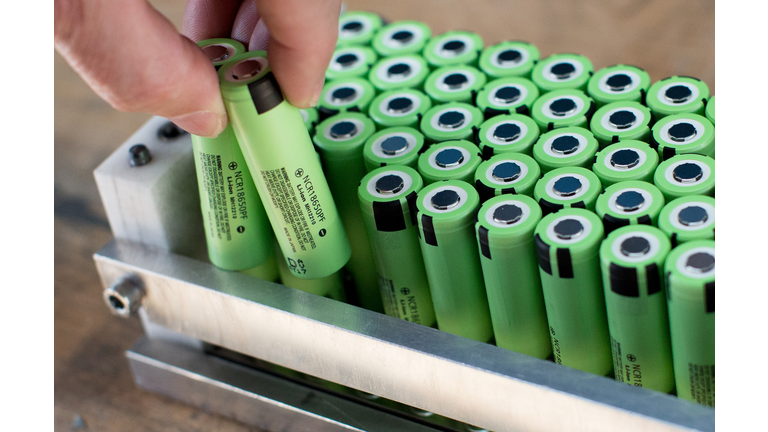 new campaign calls for people to be battery smart