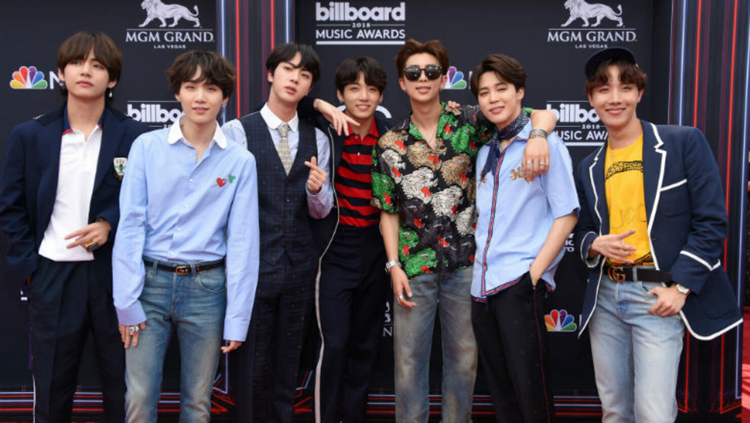 BTS Hit The 2018 Billboard Music Awards Red Carpet: See The Best Fan ...