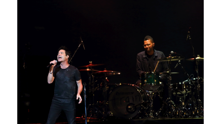Hall And Oates with Train