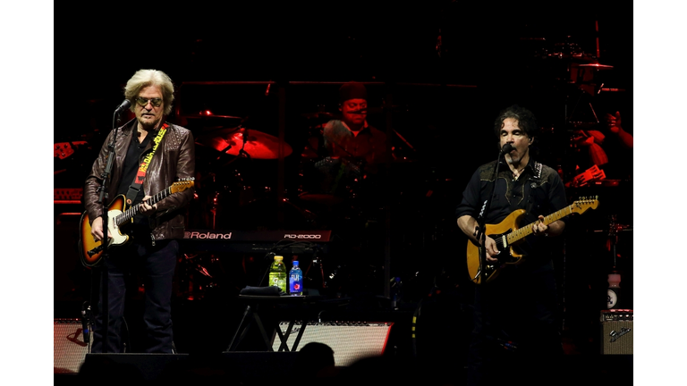 Hall And Oates with Train